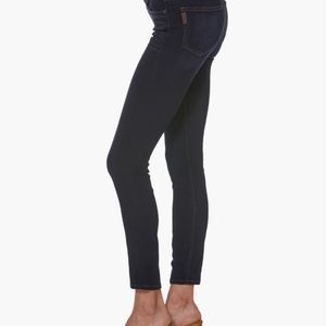 Paige Verdugo Ultra Skinny in a Stretchy Mid-rise Dark Wash sz 24
